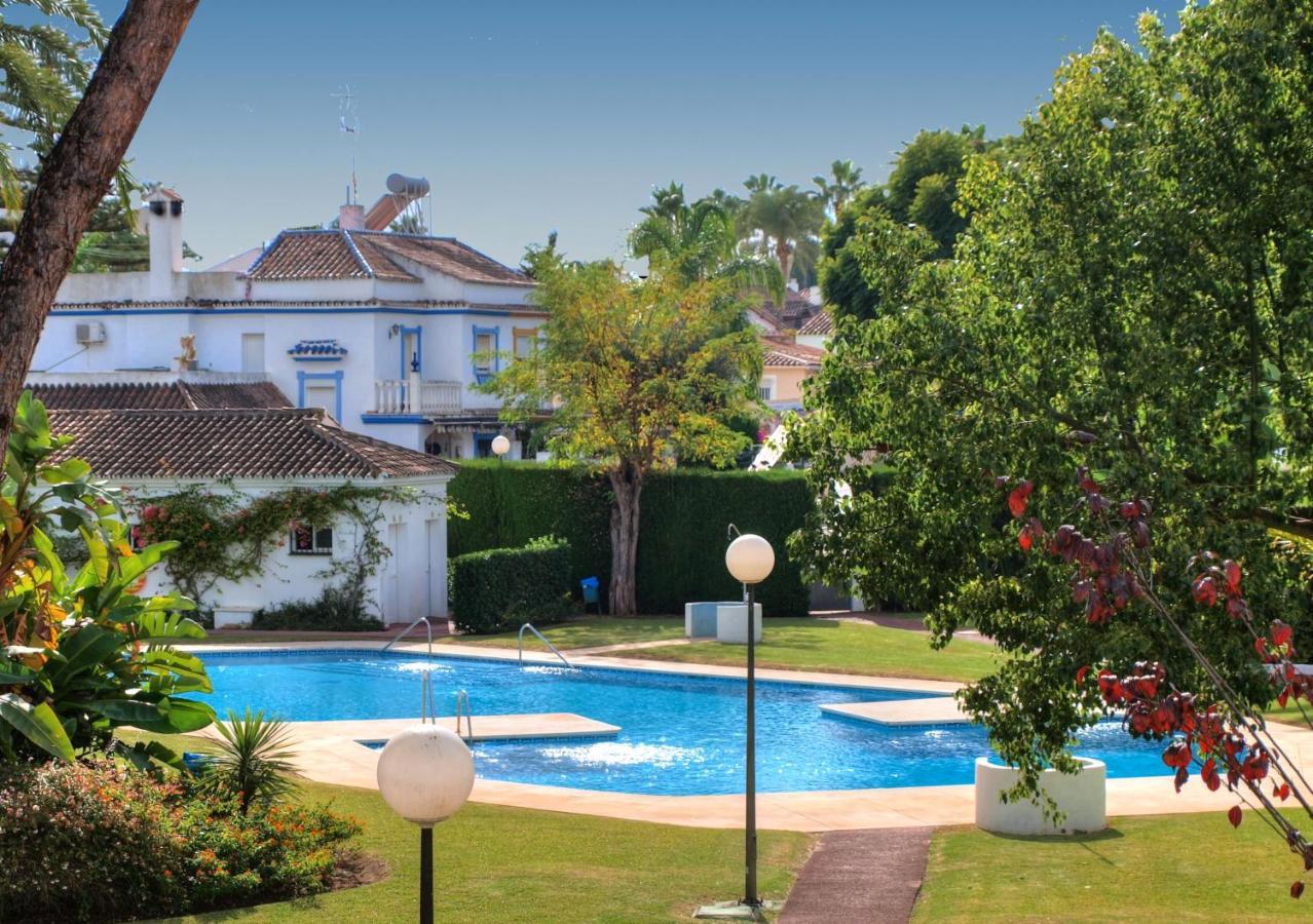 Sun Beach Apartment Estepona Eksteriør bilde